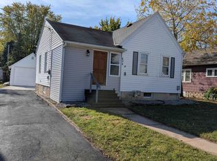 624 Jackson St, Neenah, WI 54956