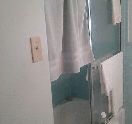 5th image of 1840 W 34th St