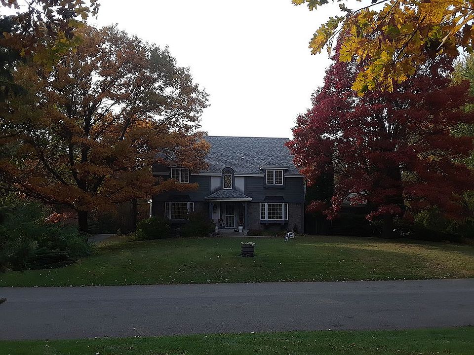 1st image of 2233 Chelmsford Ln