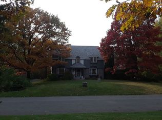 2233 Chelmsford Ln, Saint Cloud, MN 56301