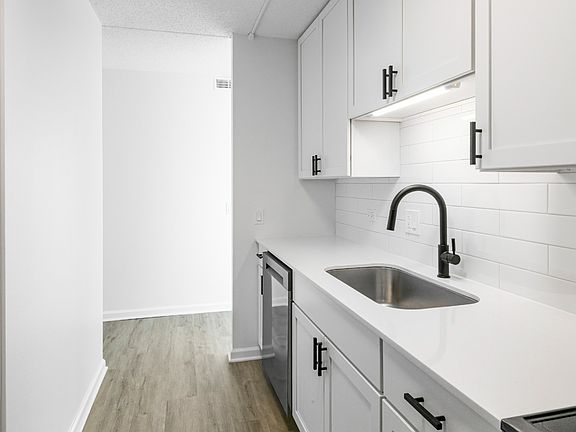 2nd image of 1770 1st St APT 602