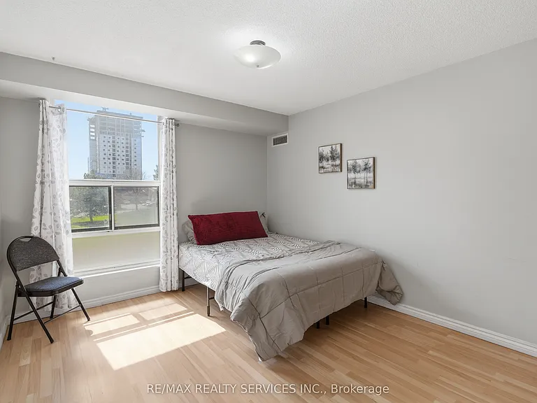 18 Knightsbridge Rd #304 — Photo 26