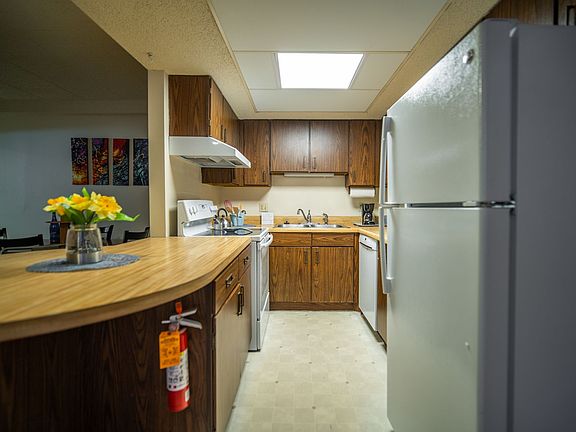 5th image of 226 Highland Ave #1B-1Ba