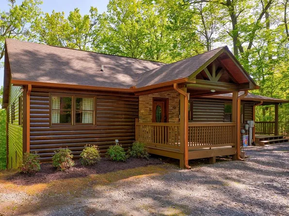 228 Indian Ridge Rd, Epworth, GA 30541