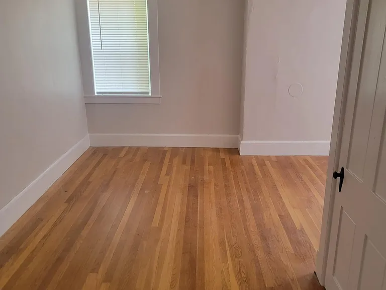 96 Mechanic St #4 — Photo 5
