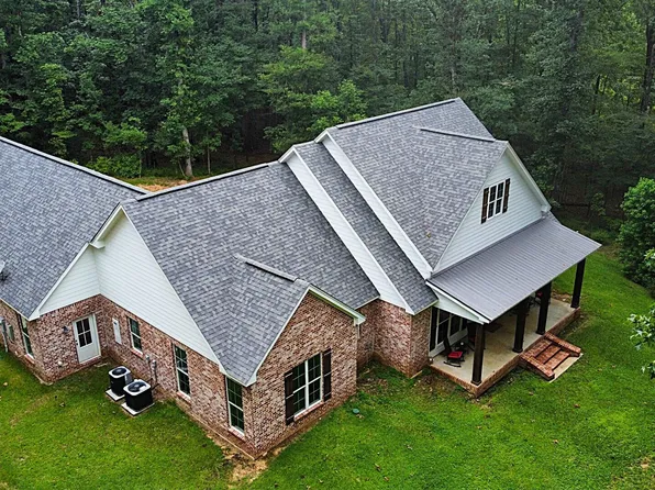 1425 Pine Hill Dr, Raymond, MS 39154