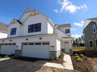 6413 Hamilton Woods Blvd S, Westerville, OH 43081