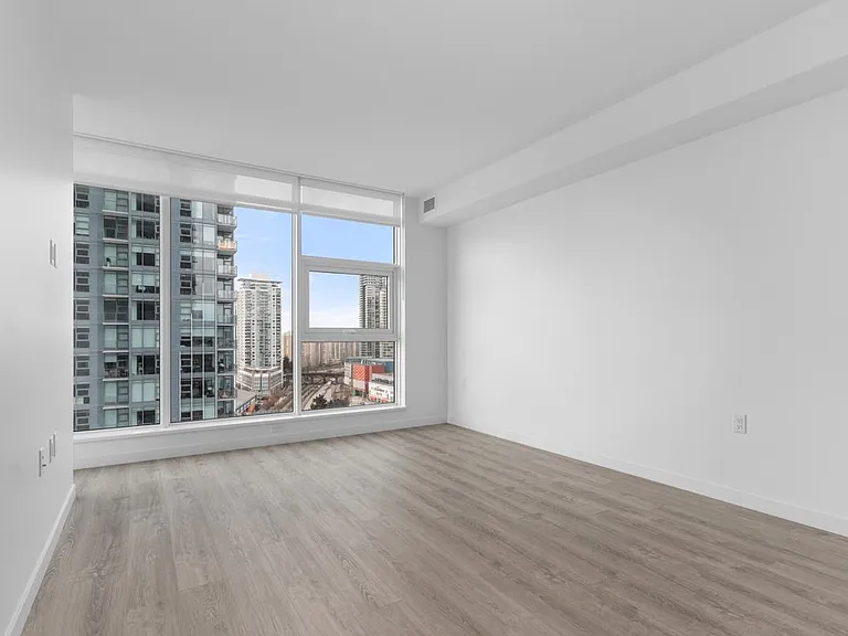 660 Quayside Dr #1405 — Photo 6