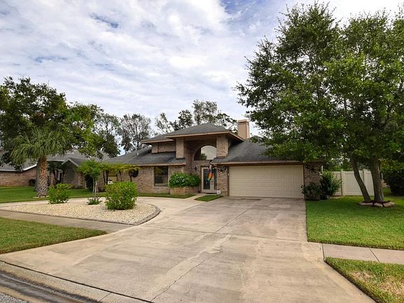 5th image of 763 Sandy Hill Cir