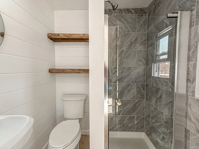 18 Shinnecock Rd — Photo 7