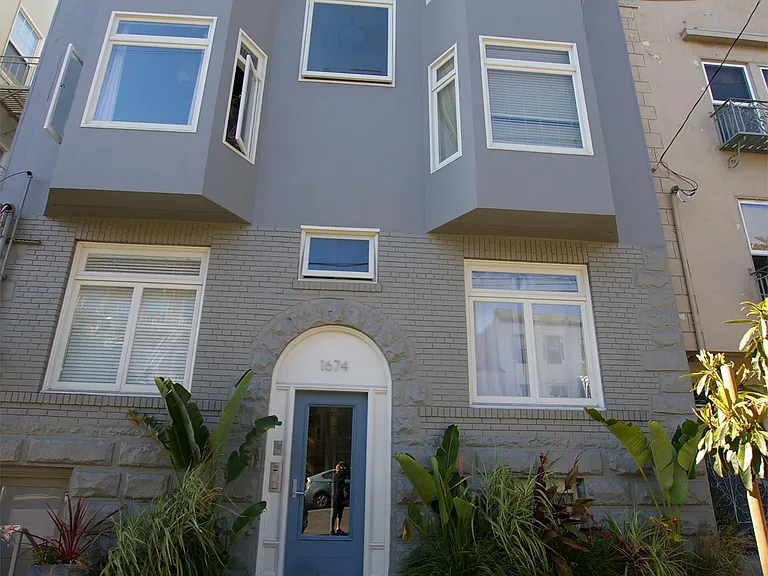 1674 Filbert St #7 — Photo 14