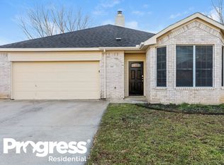 3917 Overlake Dr, Denton, TX 76210