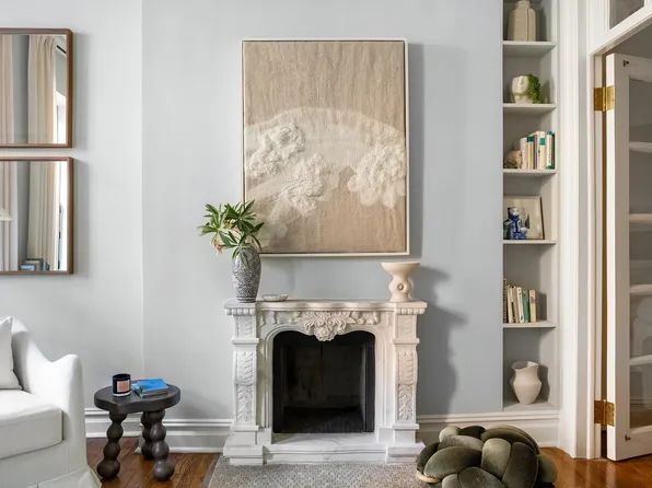 222 East 11th Street image 26 of 30