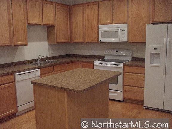 2nd image of 3221E 126th Avenue NE