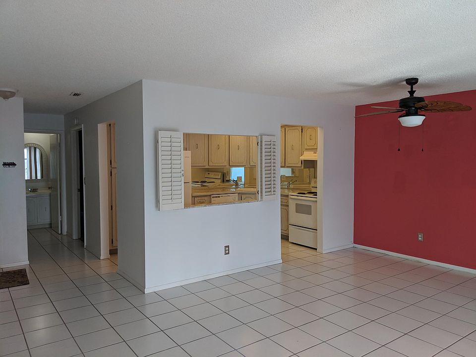 1st image of 123 Cedarwood Cir