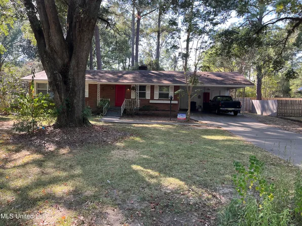 902 S Jackson St, Brookhaven, MS 39601