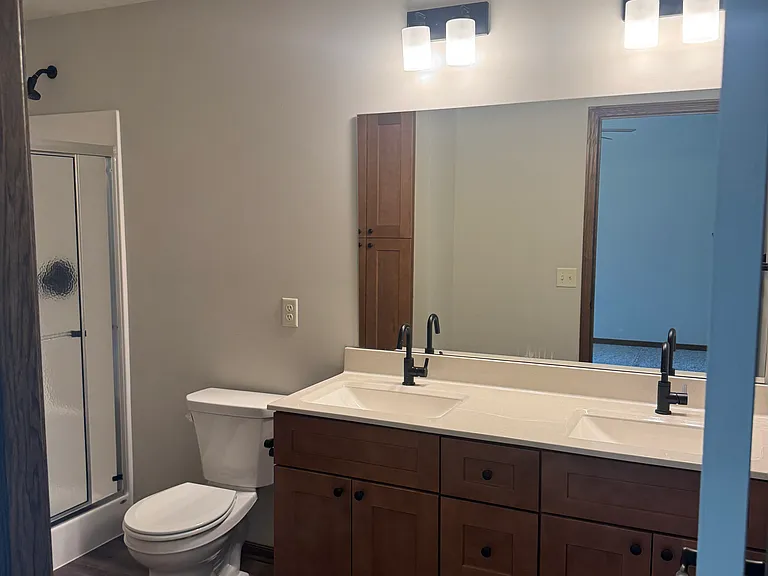 6349 S 7th Pl — Photo 11