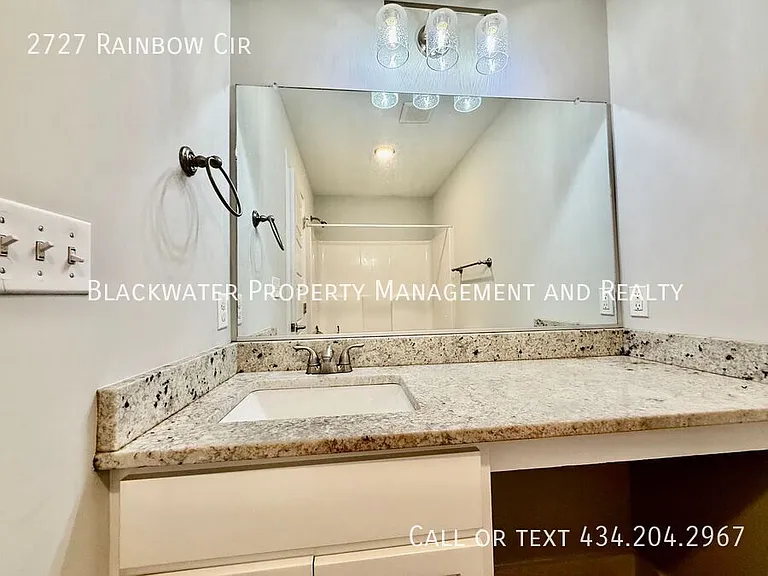 2727 Rainbow Cir — Photo 9