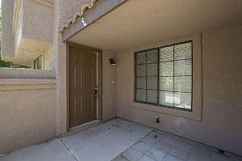 3rd image of 925 N College Ave