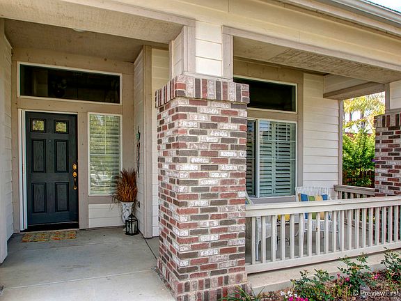 4th image of 3285 Oak Wood Ln