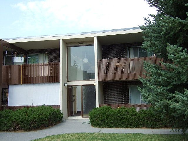 1st image of 1420 Benton St APT 4