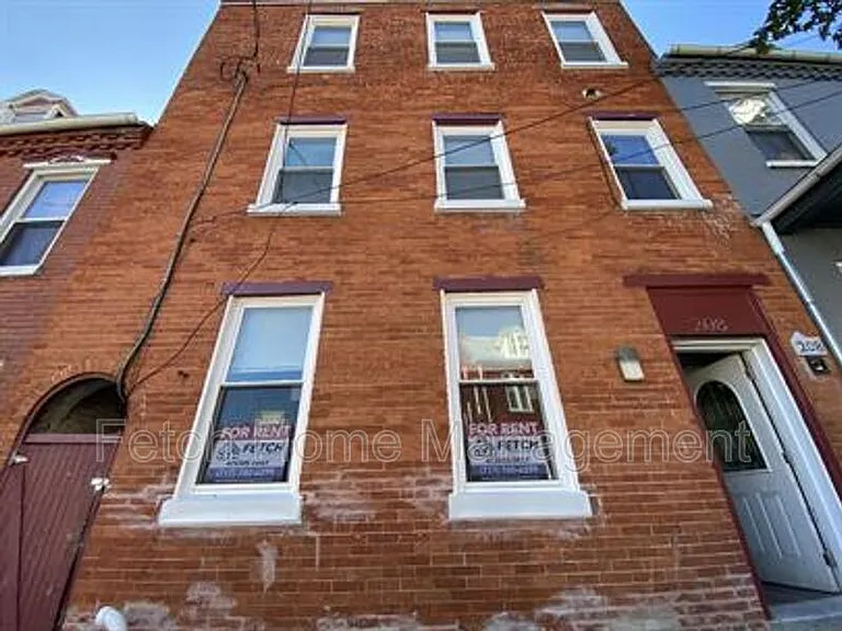 208 W Vine St #4 — Photo 4