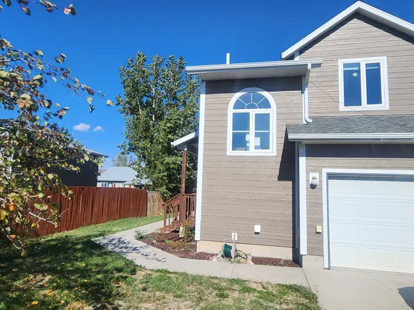 1111 Biehl Dr APT B, Belgrade, MT 59714