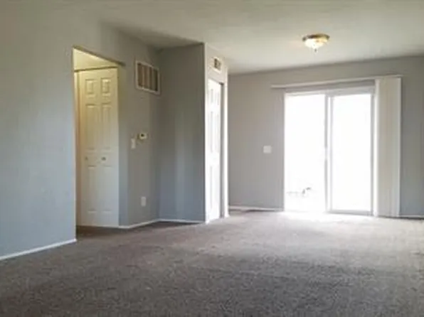 2677 Shoreland Avenue