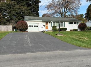 105 Rebecca St, North Syracuse, NY 13212