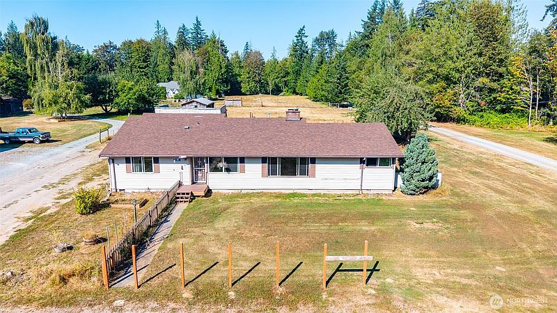 4th image of 849 Burlingame Road