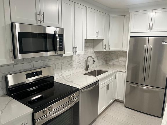 2nd image of 52 Longwood Ave #141