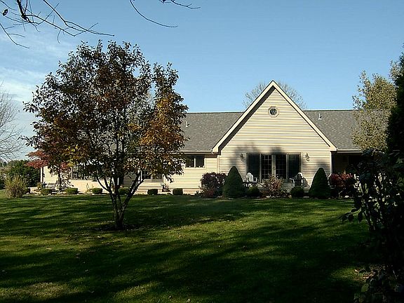 3rd image of 2955 Old Maids Ln SW