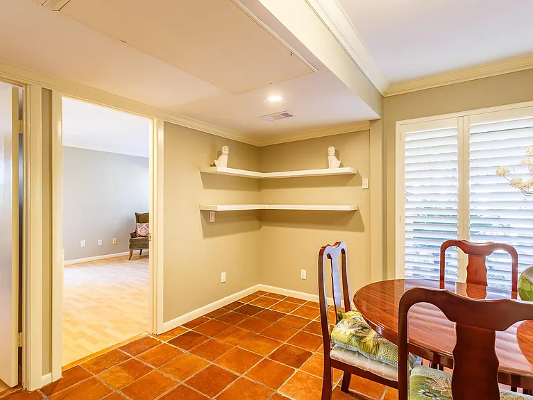2349 Albans Rd #1 — Photo 8