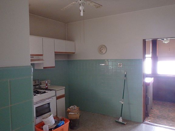 5th image of 5540 S Christiana Ave
