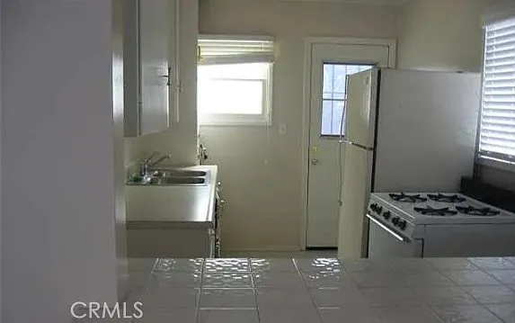 522 Clubhouse Ave — Photo 4