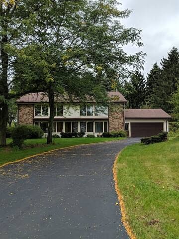 4 BR, 3 Full Bath Home on Mascoutin Golf Course