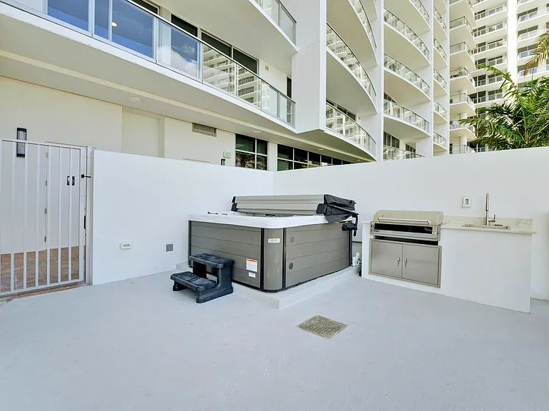220 Lake Shore Dr #612 — Photo 67