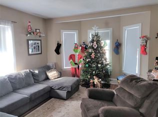 14 Middle St #A10, Newton, MA 02458