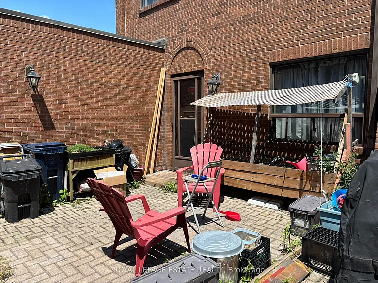 20 Jane St #A — Photo 16