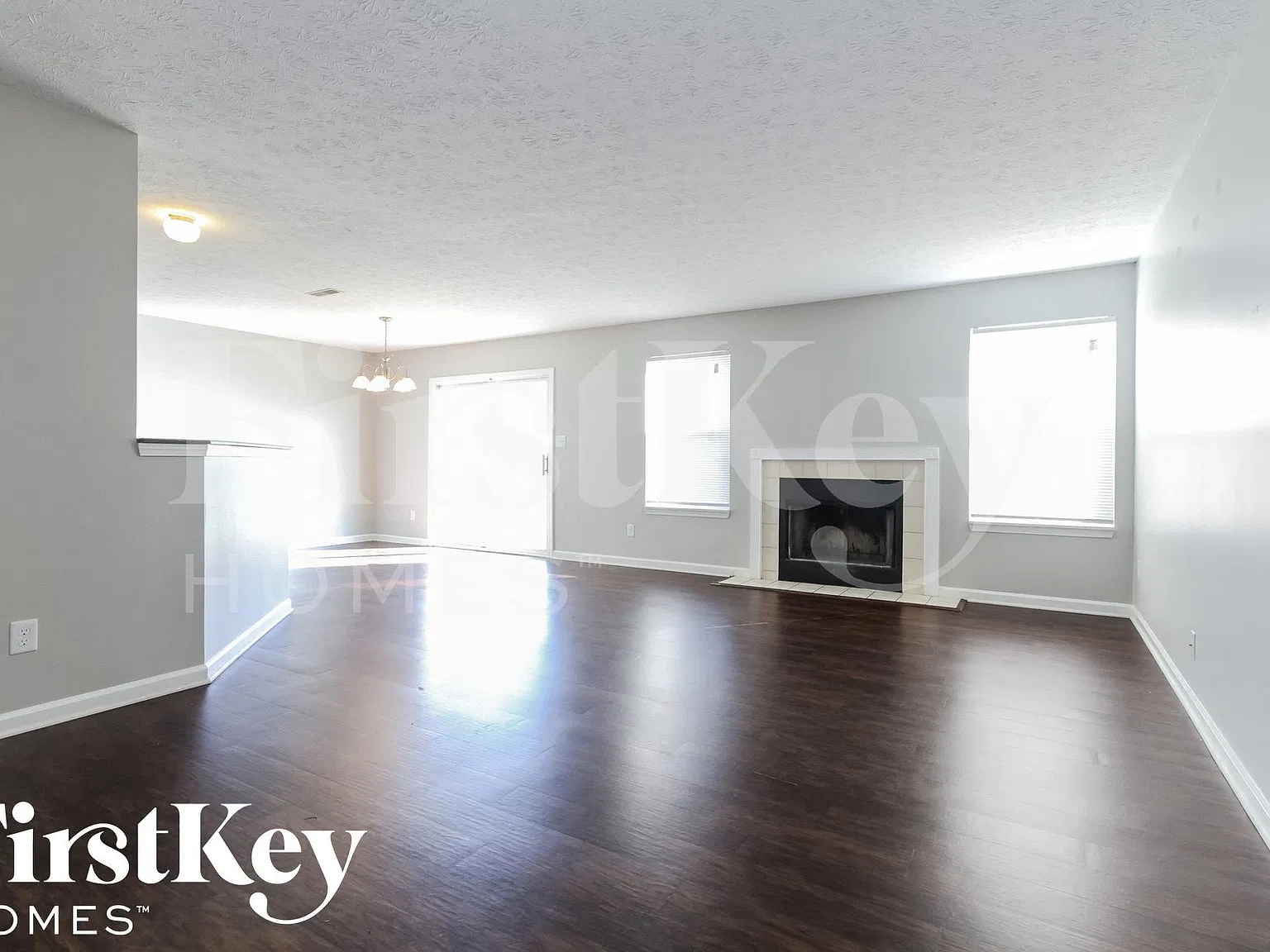 3 bed, 2.5 bath, 1772 sqft, $2,040 — Photo 4