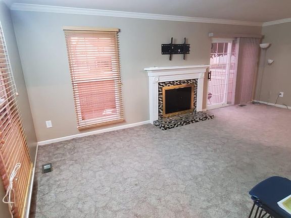3rd image of 21128 Glen Haven Cir W #11