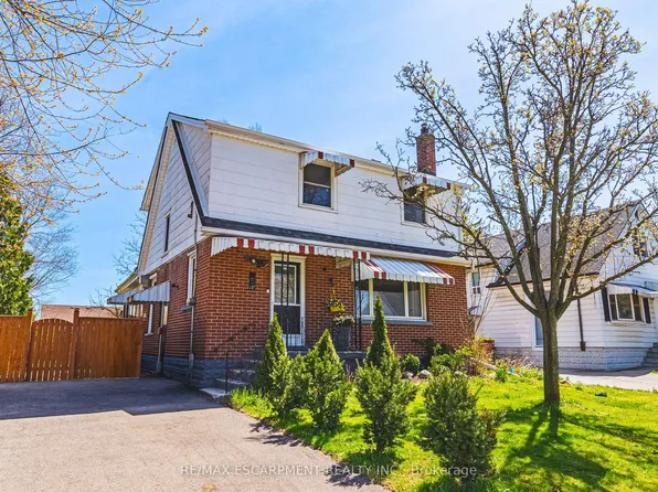 5 W 3rd St, Hamilton, ON L9C 3J5