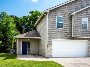 606 Highland Ridge Dr, Manhattan, KS 66503