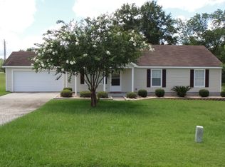 3742 Old Pine Rd, Valdosta, GA 31605