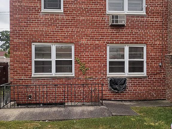 3rd image of 7311 Avenue V
