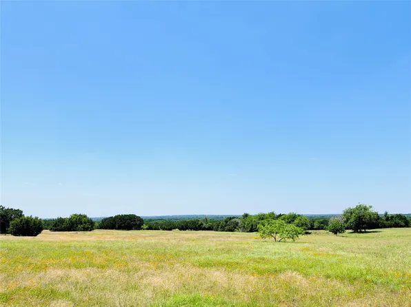 254 County Road 340, Mc Gregor, TX 76657