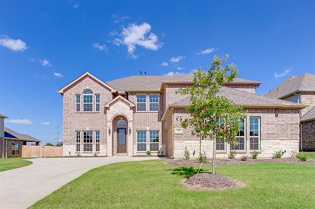 1st image of 804 Rolling Hills Ln