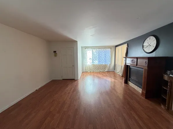 91 West 57th Street image 3 of 15