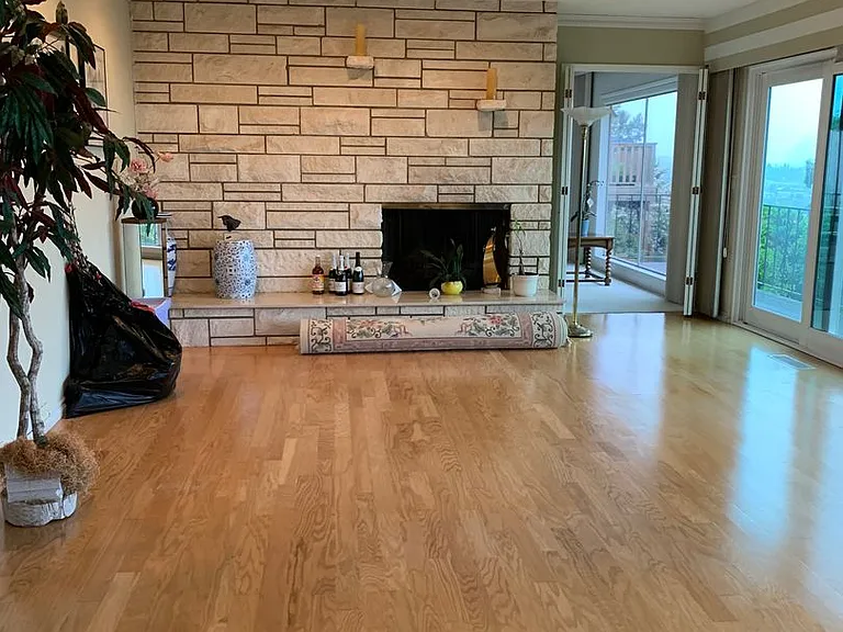 6437 Elmhurst Dr — Photo 5