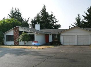 967 SW Kingma Ct, Oak Harbor, WA 98277